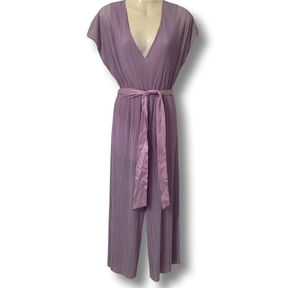 NWT Alice + Olivia Mitsue Jumpsuit - Picture 2 of 5